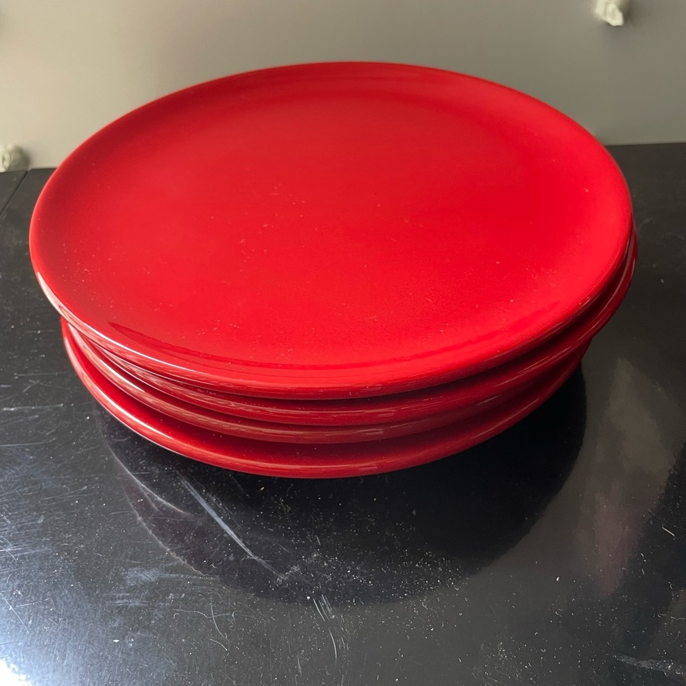 Crate & Barrel Set of 4 8.5” Salad Plates